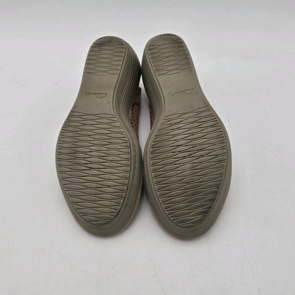 Clarks Reedly Salene Tan Perforated Leather Wedge Sandals in Womens Size 9.5 Pe - Picture 9 of 9